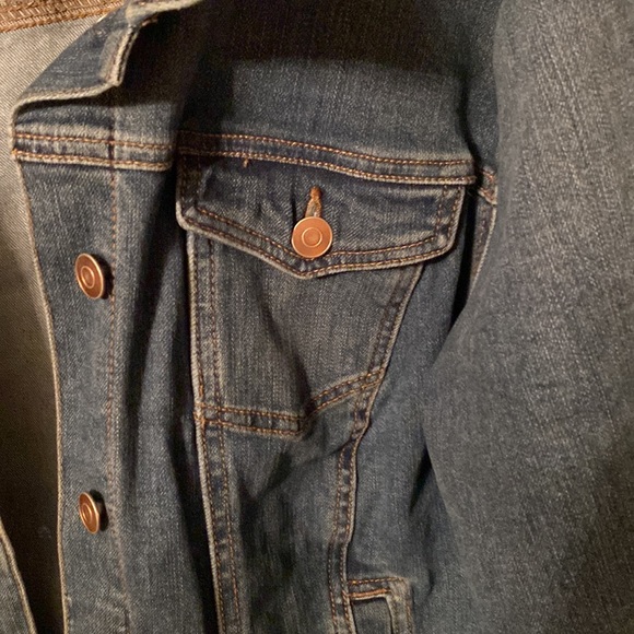 Jean jacket - Picture 2 of 5